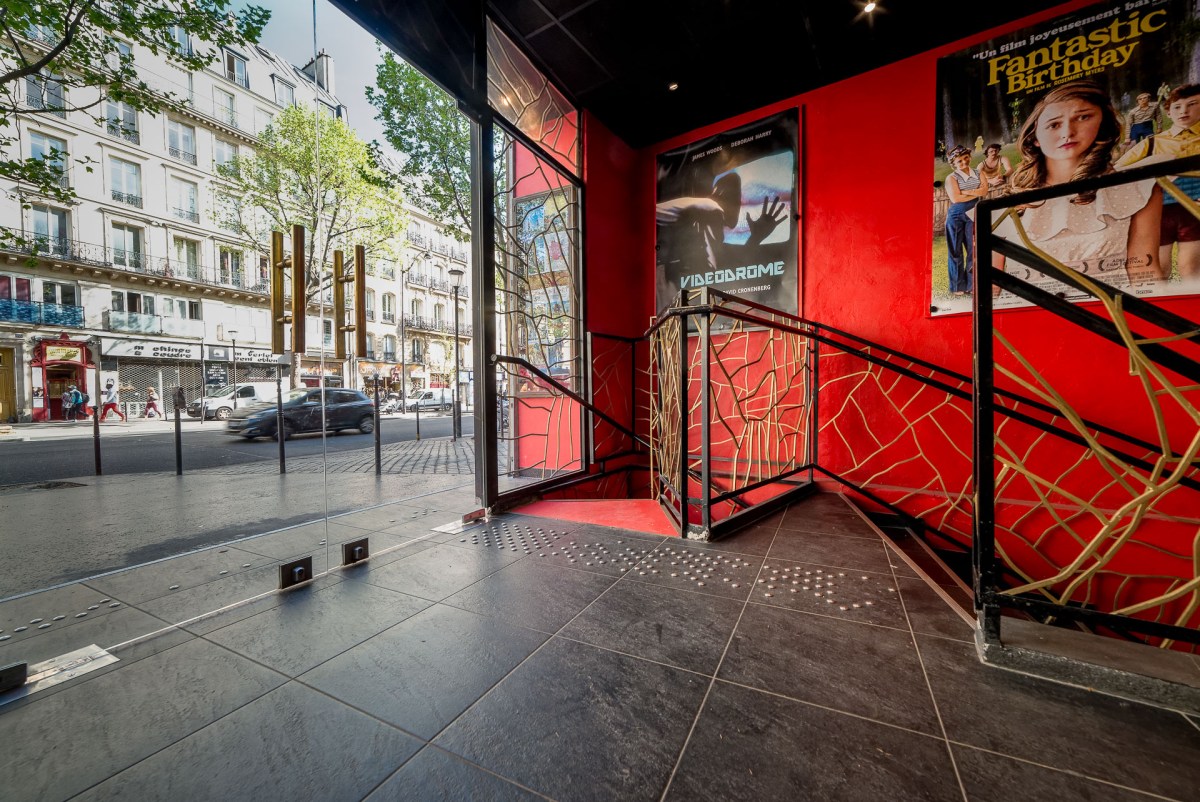 ATELIER D'ARCHITECTURE ELC RENOVATION DU CINEMA LE BRADY